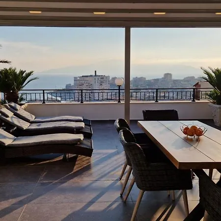 Διαμέρισμα Pirro Luxury Σαράντα