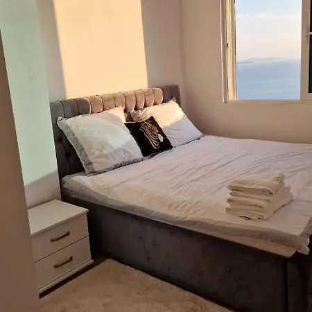 Pirro Luxury Apartmán Sarandë